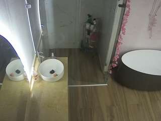 Ce modèle est en direct maintenant. voyeurcam-casa-salsa-bathroom-6