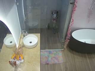 voyeurcam-casa-salsa-bathroom-6