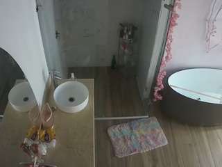 voyeurcam-casa-salsa-bathroom-6