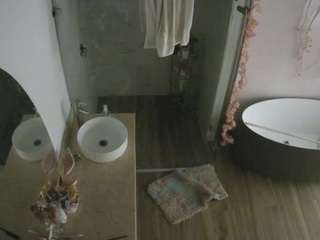 voyeurcam-casa-salsa-bathroom-6