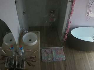 voyeurcam-casa-salsa-bathroom-6