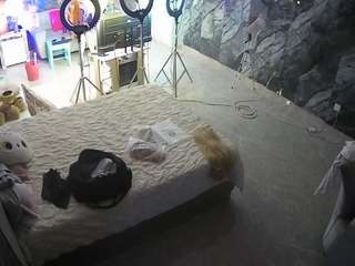 voyeurcam-casa-salsa-bathroom-6