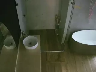 Casa Salsa Bathroom 6's Live Sex Cam Show