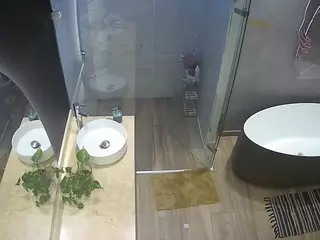 Casa Salsa Bathroom 6's Live Sex Cam Show