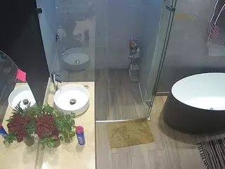 Casa Salsa Bathroom 6's Live Sex Cam Show