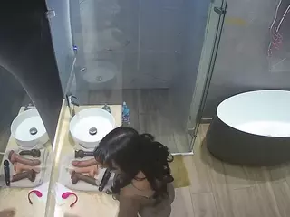 Casa Salsa Bathroom 6's Live Sex Cam Show