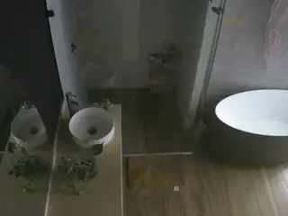 Casa Salsa Bathroom 6's Live Sex Cam Show