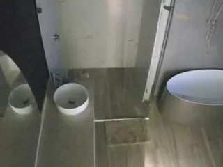 Casa Salsa Bathroom 6's Live Sex Cam Show