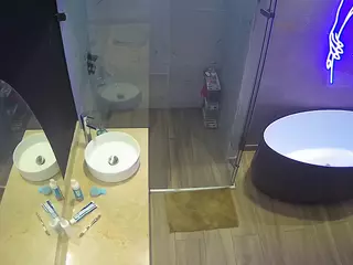 Casa Salsa Bathroom 6's Live Sex Cam Show