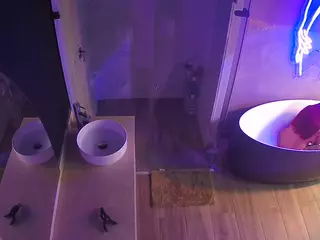 Casa Salsa Bathroom 6's Live Sex Cam Show