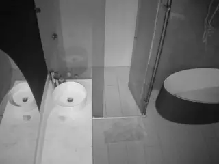 Casa Salsa Bathroom 6's Live Sex Cam Show