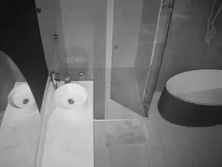 Casa Salsa Bathroom 6's Live Sex Cam Show