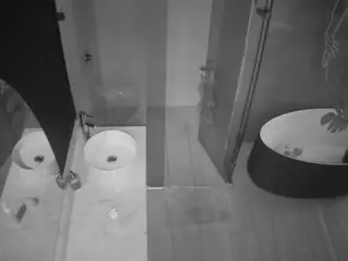 Casa Salsa Bathroom 6's Live Sex Cam Show