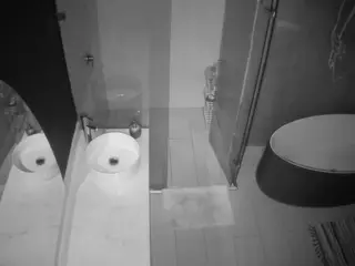 Casa Salsa Bathroom 6's Live Sex Cam Show