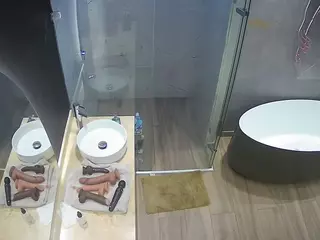 Casa Salsa Bathroom 6's Live Sex Cam Show