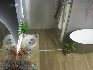 Casa Salsa Bathroom 6's Live Sex Cam Show