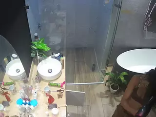 Casa Salsa Bathroom 6's Live Sex Cam Show