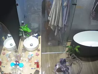 Casa Salsa Bathroom 6's Live Sex Cam Show