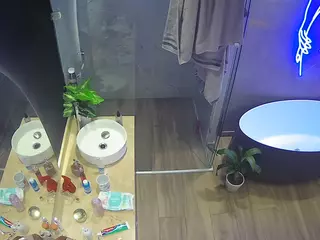 Casa Salsa Bathroom 6's Live Sex Cam Show