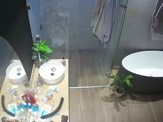 Casa Salsa Bathroom 6's Live Sex Cam Show