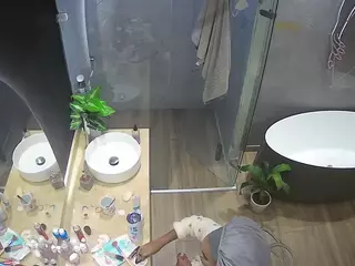 Casa Salsa Bathroom 6's Live Sex Cam Show