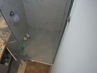 voyeurcam-casa-salsa-bathroom-7