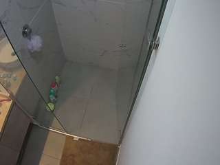 camsoda voyeurcam-casa-salsa-bathroom-7