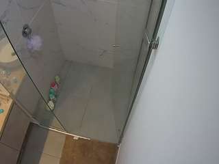 camsoda voyeurcam-casa-salsa-bathroom-7