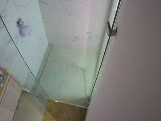 camsoda voyeurcam-casa-salsa-bathroom-7