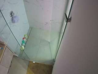 camsoda voyeurcam-casa-salsa-bathroom-7