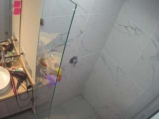 camsoda voyeurcam-casa-salsa-bathroom-7