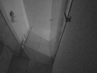 Desnudas En Casa camsoda voyeurcam-casa-salsa-bathroom-7