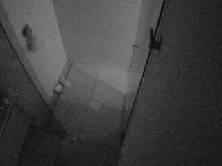 voyeurcam-casa-salsa-bathroom-7 camsoda Free Adult Video Chat App 