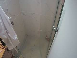 Chateubate camsoda voyeurcam-casa-salsa-bathroom-7