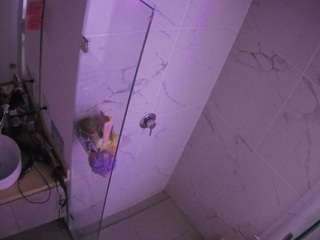 Vivienneruth camsoda voyeurcam-casa-salsa-bathroom-7