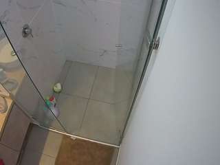 Sexo Real En Casa camsoda voyeurcam-casa-salsa-bathroom-7