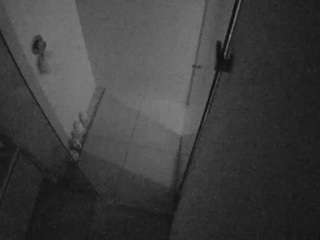 Xxxlina camsoda voyeurcam-casa-salsa-bathroom-7