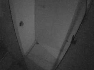 voyeurcam-casa-salsa-bathroom-7 webcam model
