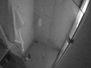 voyeurcam-casa-salsa-bathroom-7's preview