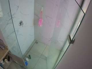 voyeurcam-casa-salsa-bathroom-7