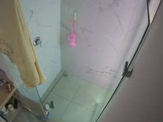voyeurcam-casa-salsa-bathroom-7