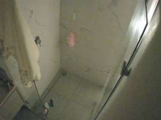 voyeurcam-casa-salsa-bathroom-7 Thumb Image