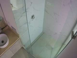 voyeurcam-casa-salsa-bathroom-7