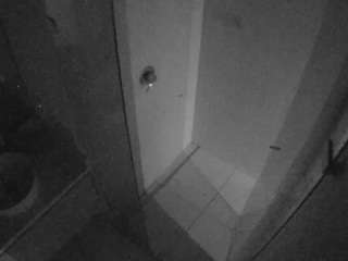 voyeurcam-casa-salsa-bathroom-7