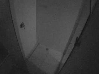 voyeurcam-casa-salsa-bathroom-7