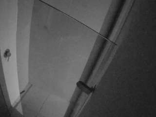 voyeurcam-casa-salsa-bathroom-7
