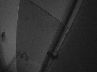 voyeurcam-casa-salsa-bathroom-7