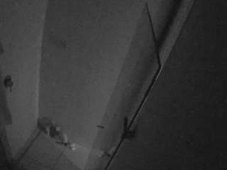 voyeurcam-casa-salsa-bathroom-7