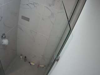 voyeurcam-casa-salsa-bathroom-7
