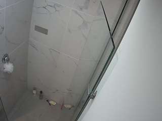 voyeurcam-casa-salsa-bathroom-7